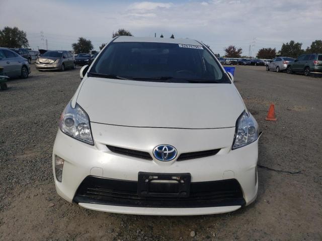 JTDKN3DU3F0445804 - 2015 TOYOTA PRIUS WHITE photo 5
