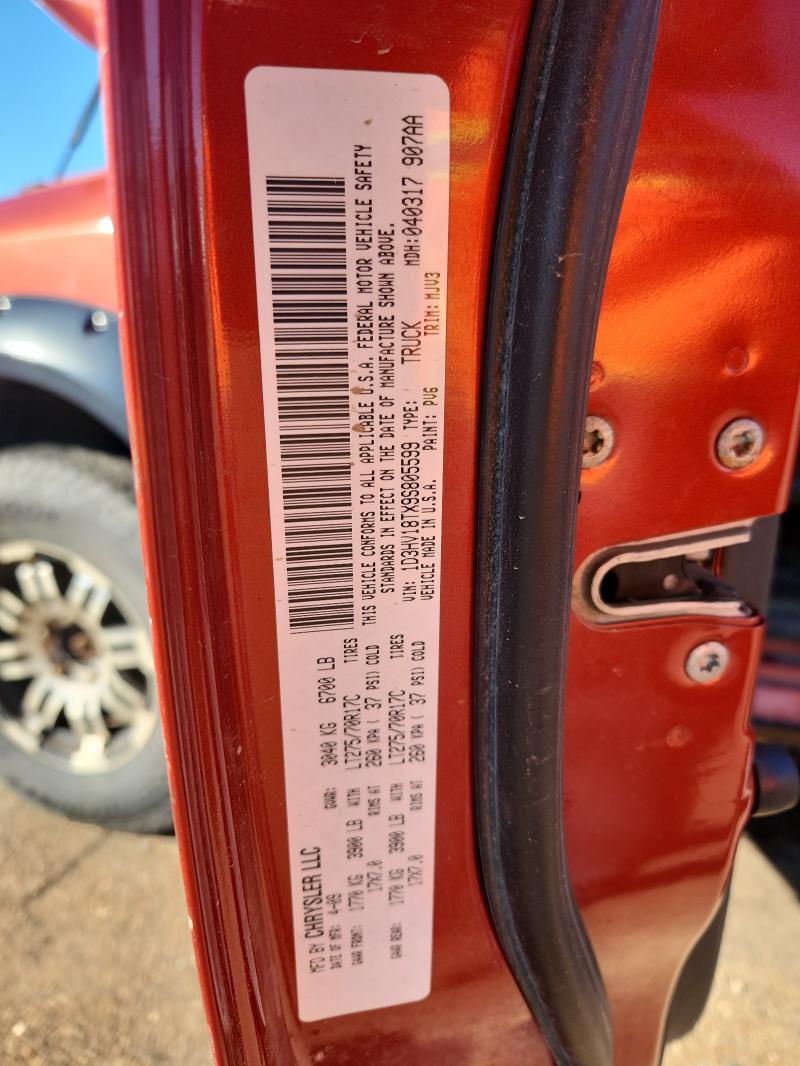 1D3HV18TX9S805599 - 2009 DODGE RAM 1500 ORANGE photo 12
