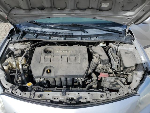 1NXBU4EE7AZ248910 - 2010 TOYOTA COROLLA BASE Srebrny zdjęcie 11