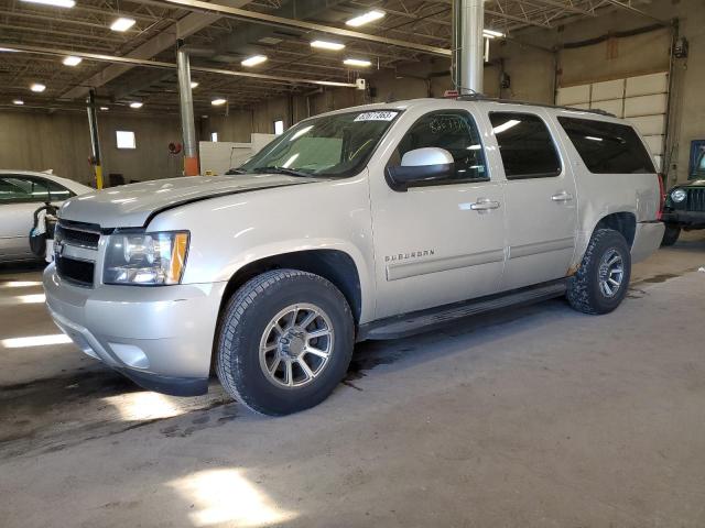 1GNSKJE30BR286112 - 2011 CHEVROLET SUBURBAN K1500 LT SILVER photo 1