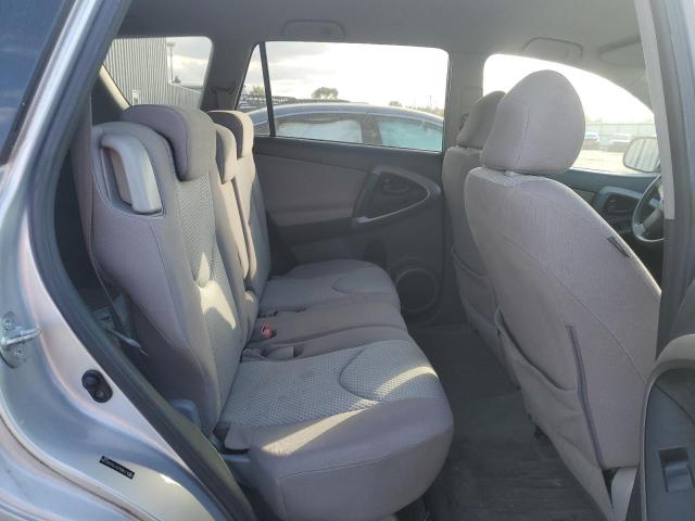 JTMBD33V786082288 - 2008 TOYOTA RAV4 ვერცხლისფერი ფოტო 11