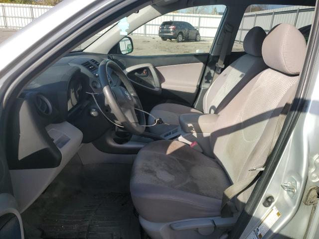 JTMBD33V786082288 - 2008 TOYOTA RAV4 ვერცხლისფერი ფოტო 7