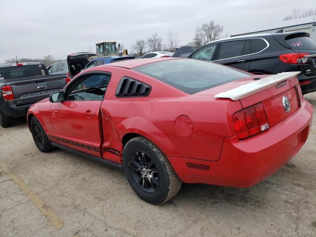 1ZVFT80N475281662 - 2007 FORD MUSTANG RED photo 2