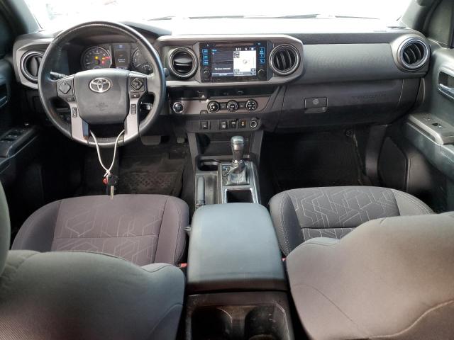 3TMBZ5DNXJM012785 - 2018 TOYOTA TACOMA DOUBLE CAB GRAY photo 8