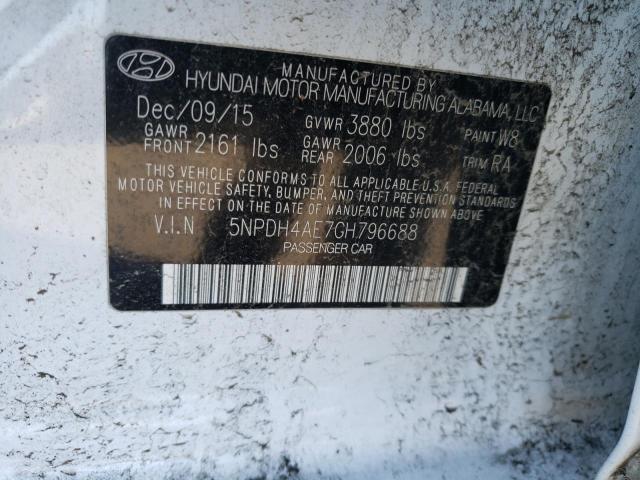 5NPDH4AE7GH796688 - 2016 HYUNDAI ELANTRA SE WHITE photo 12