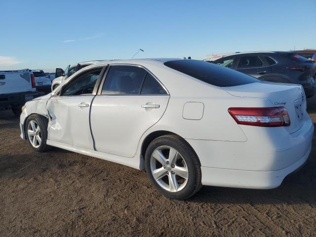 4T1BF3EK6BU644970 - 2011 TOYOTA CAMRY BASE WHITE photo 2