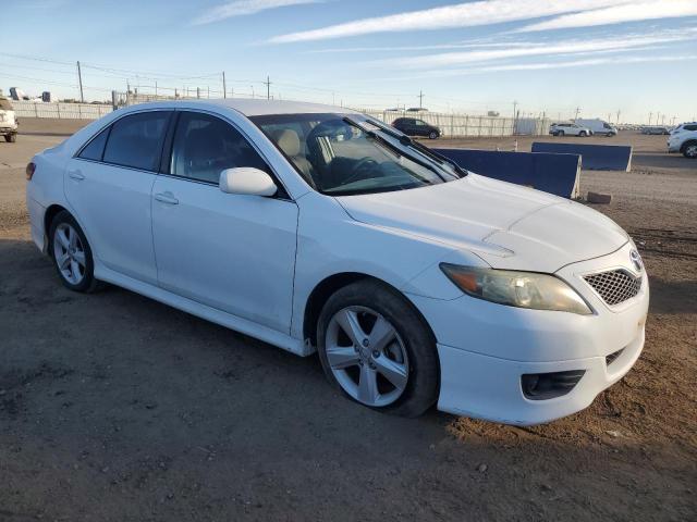 4T1BF3EK6BU644970 - 2011 TOYOTA CAMRY BASE WHITE photo 4