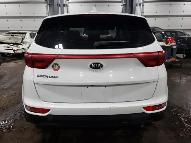 KNDPMCAC5H7230360 - 2017 KIA SPORTAGE LX WHITE photo 6