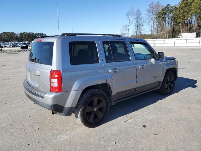 1C4NJPFA0GD647870 - 2016 JEEP PATRIOT LATITUDE SILVER photo 3