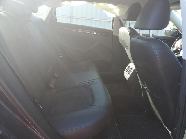 1VWCV7A38FC019786 - 2015 VOLKSWAGEN PASSAT SEL Azul foto 10