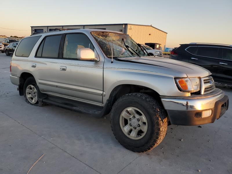JT3GN86R2Y0179226 - 2000 TOYOTA 4RUNNER SR5 ვერცხლისფერი ფოტო 4