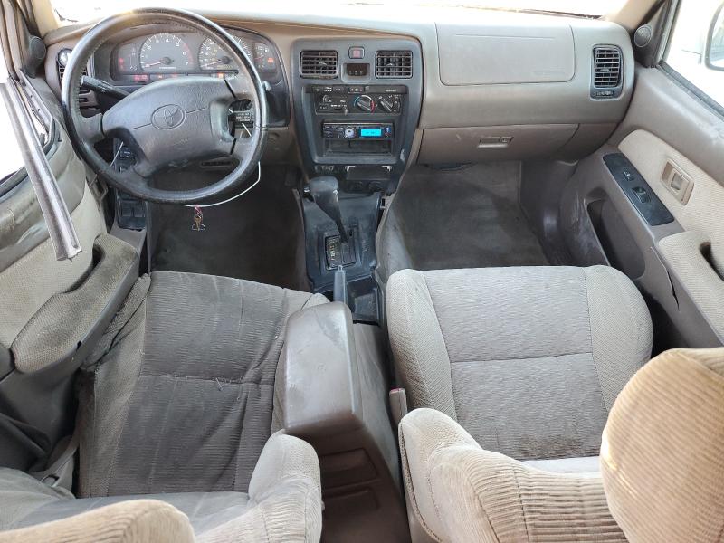 JT3GN86R2Y0179226 - 2000 TOYOTA 4RUNNER SR5 ვერცხლისფერი ფოტო 8