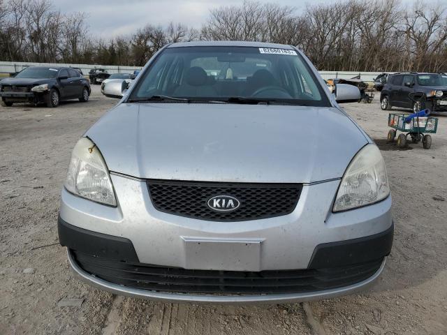 KNADE223396569387 - 2009 KIA RIO BASE SILVER photo 5