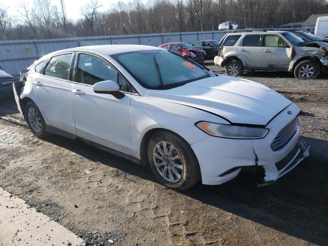 3FA6P0G76GR244907 - 2016 FORD FUSION S WHITE photo 4