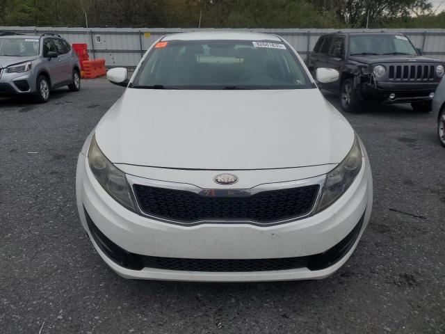 5XXGM4A75DG182868 - 2013 KIA OPTIMA LX Weiß Foto 5