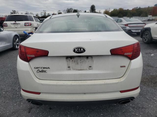 5XXGM4A75DG182868 - 2013 KIA OPTIMA LX Weiß Foto 6