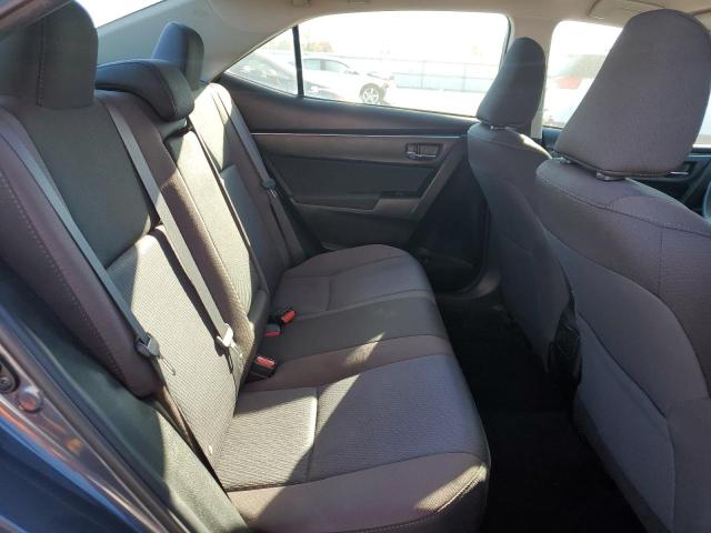 5YFBURHE9HP578875 - 2017 TOYOTA COROLLA L GRAY photo 10
