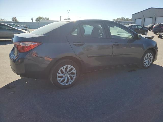 5YFBURHE9HP578875 - 2017 TOYOTA COROLLA L GRAY photo 3