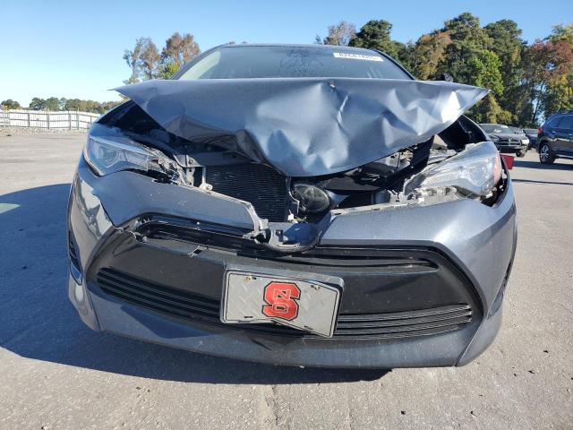 5YFBURHE9HP578875 - 2017 TOYOTA COROLLA L GRAY photo 5
