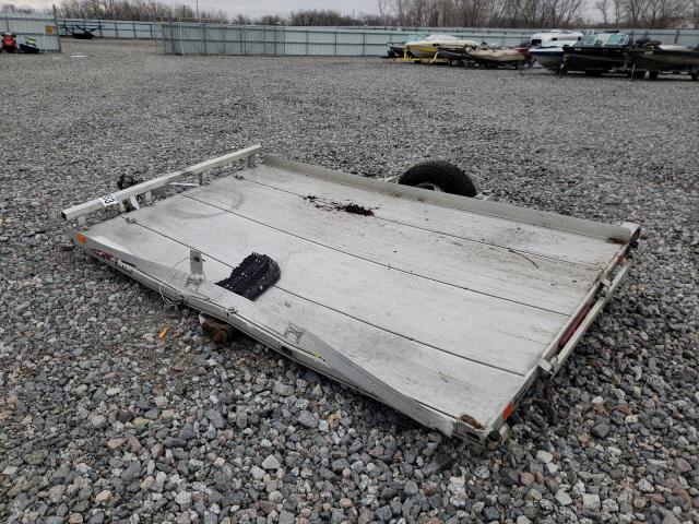 4TCSU1073JH711830 - 2018 UTILITY TRAILER فضي صورة 4