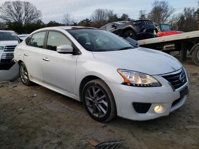 3N1AB7AP5FY326123 - 2015 NISSAN SENTRA S WHITE photo 4