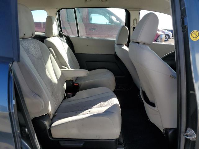 JM1CW2BL7C0117304 - 2012 MAZDA 5 GRAY photo 11