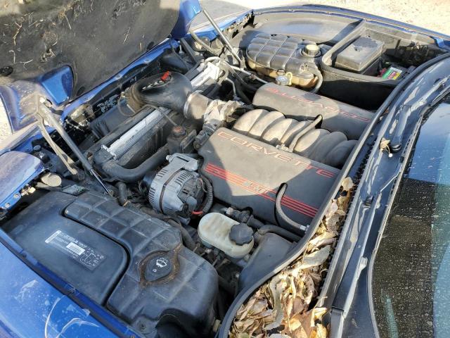 1G1YY22GX25128858 - 2002 CHEVROLET CORVETTE BLUE photo 11