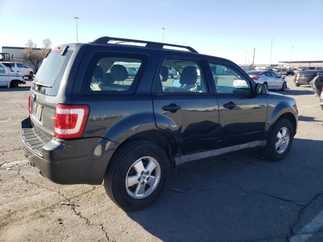 1FMCU02749KC31587 - 2009 FORD ESCAPE XLS GRAY photo 3