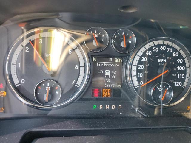 1D7RB1GT3AS242011 - 2010 DODGE RAM 1500 银色 照片 9