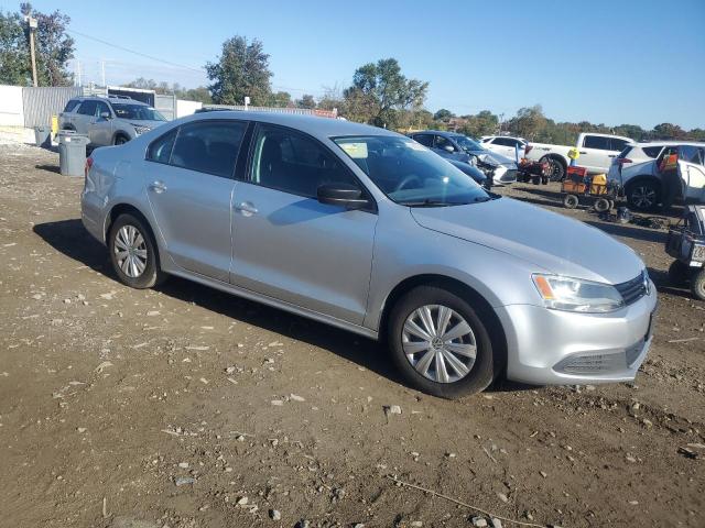 3VW2K7AJ7EM252591 - 2014 VOLKSWAGEN JETTA BASE ნაცრისფერი ფოტო 4