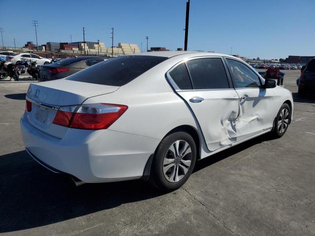 1HGCR2F35FA132546 - 2015 HONDA ACCORD LX 白色 照片 3