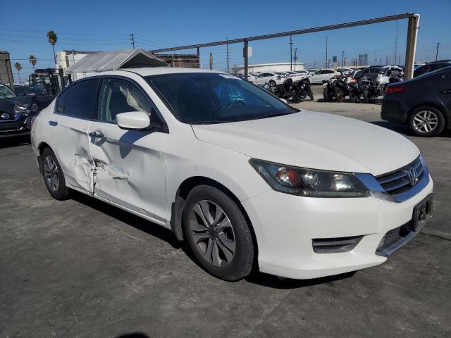 1HGCR2F35FA132546 - 2015 HONDA ACCORD LX 白色 照片 4