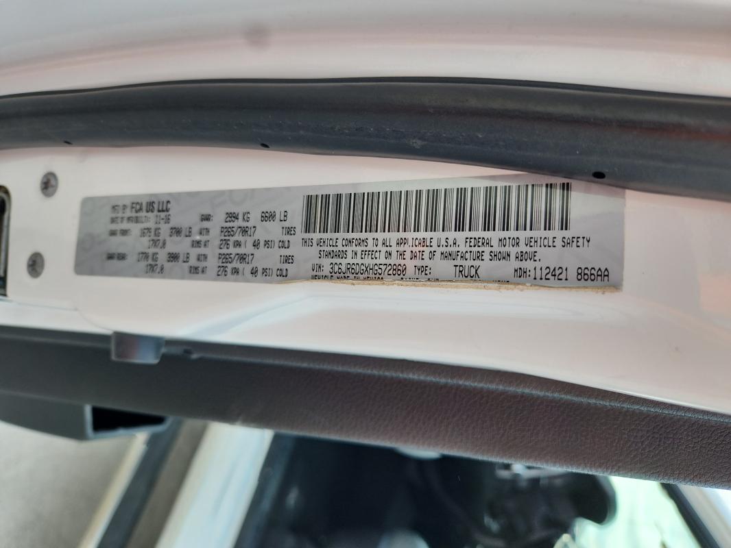 3C6JR6DGXHG572860 - 2017 RAM 1500 ST 白色 照片 12