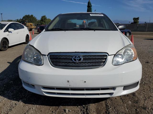 JTDBR32E352049472 - 2005 TOYOTA COROLLA CE WHITE photo 5