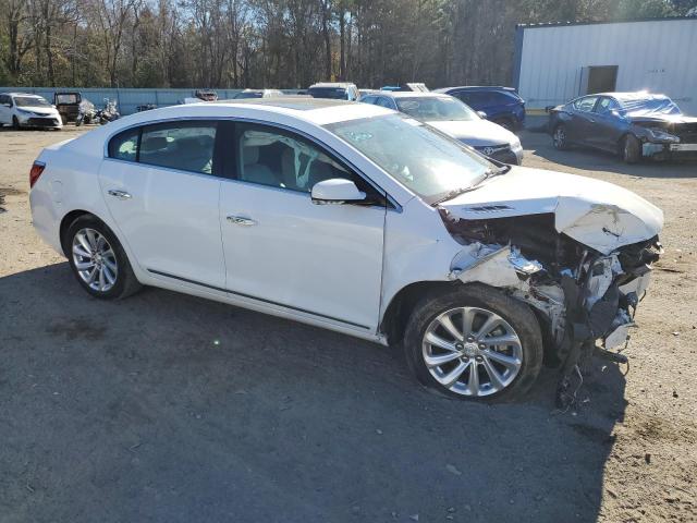 1G4GB5G31GF138008 - 2016 BUICK LACROSSE WHITE photo 4