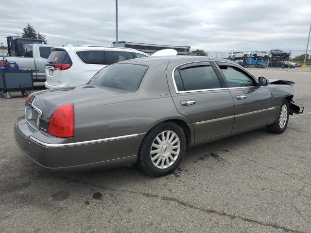 1LNHM81W64Y627376 - 2004 LINCOLN TOWN CAR EXECUTIVE Сірий фото 3