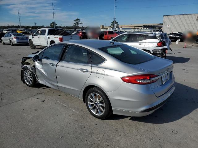 3FA6P0HDXHR268617 - 2017 FORD FUSION SE SILVER photo 2