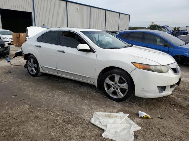 JH4CU26669C035967 - 2009 ACURA TSX WHITE photo 4