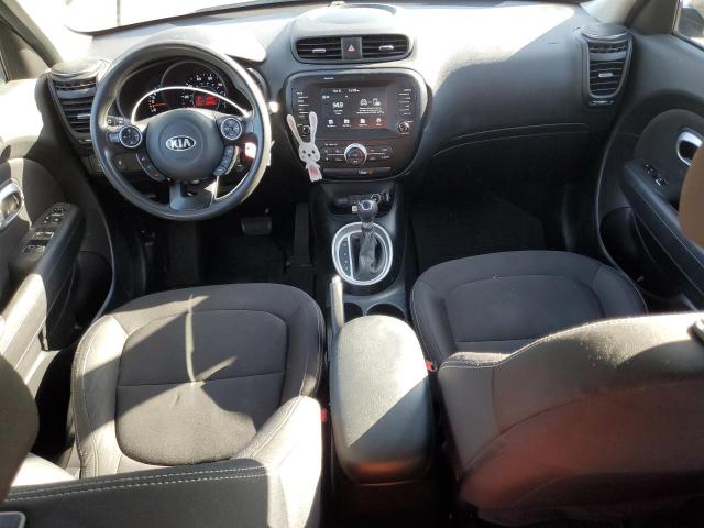 KNDJN2A25J7623348 - 2018 KIA SOUL 灰色 照片 8