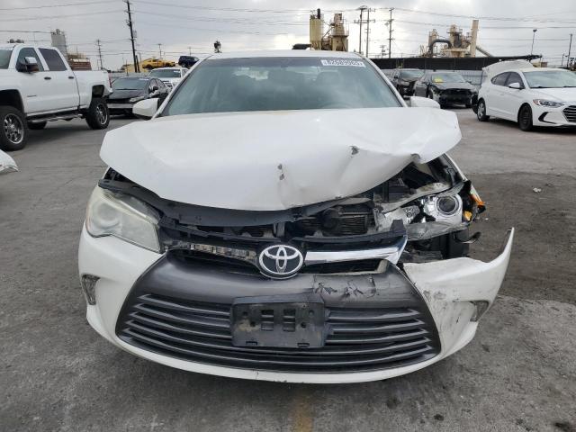 4T1BF1FK4GU138760 - 2016 TOYOTA CAMRY LE WHITE photo 5