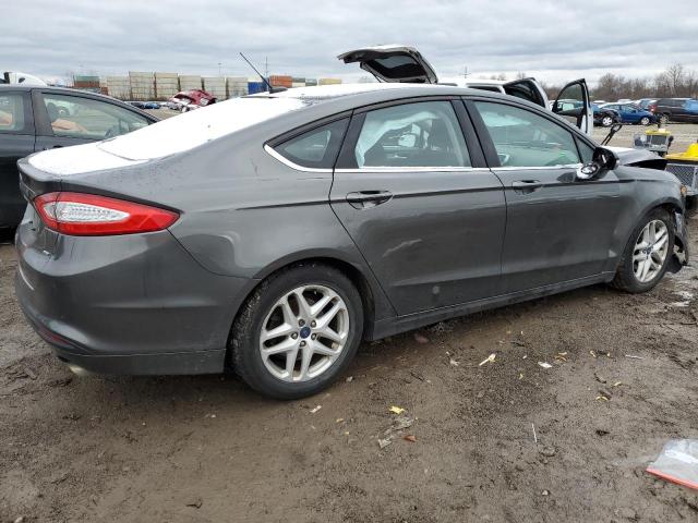 3FA6P0H73GR253563 - 2016 FORD FUSION SE GRAY photo 3