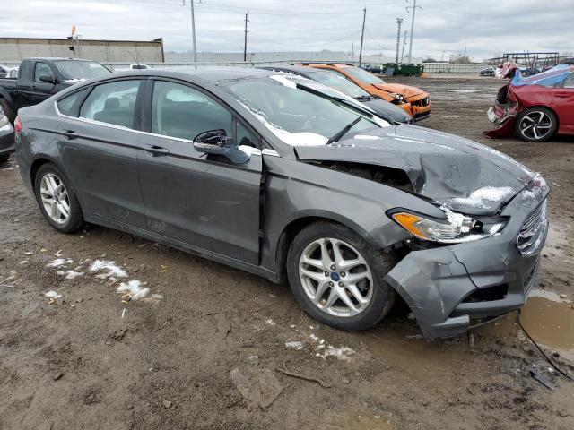 3FA6P0H73GR253563 - 2016 FORD FUSION SE GRAY photo 4