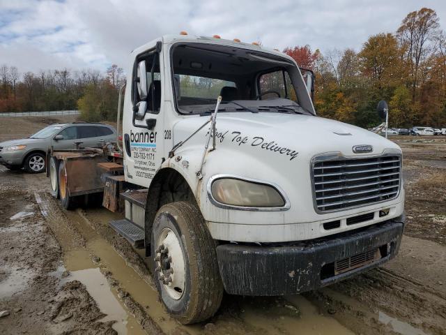 2009 FREIGHTLINER M2 106 MEDIUM DUTY, 