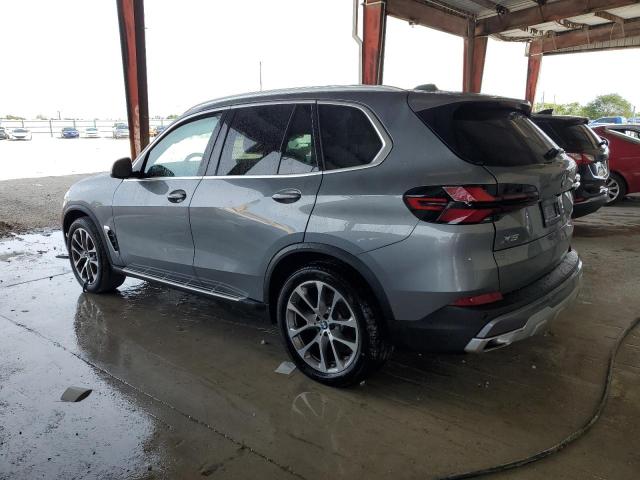 5UX13EU06R9T50906 - 2024 BMW X5 SDRIVE 40I GRAY photo 2