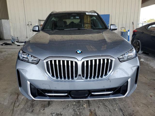 5UX13EU06R9T50906 - 2024 BMW X5 SDRIVE 40I GRAY photo 5