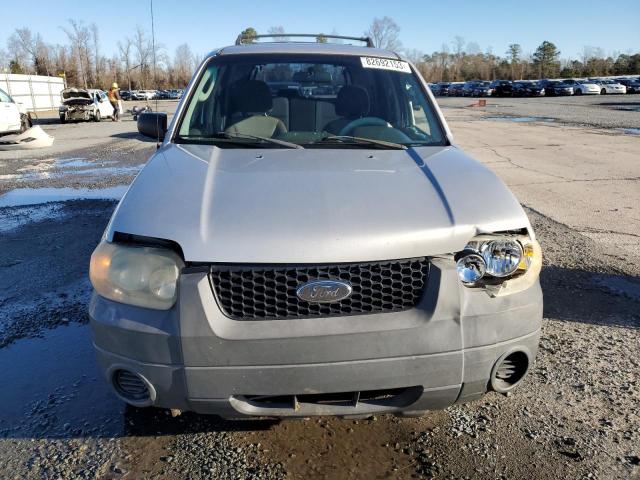 1FMYU02Z15KB85038 - 2005 FORD ESCAPE XLS SILVER photo 5