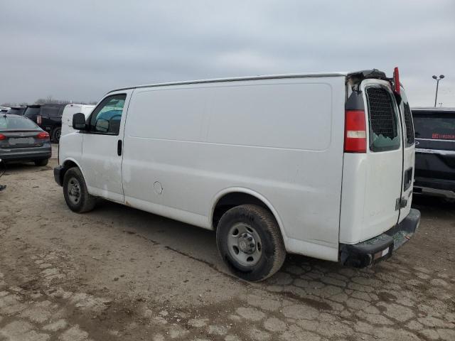 1GCGG25CX91127967 - 2009 CHEVROLET EXPRESS G2 WHITE photo 2