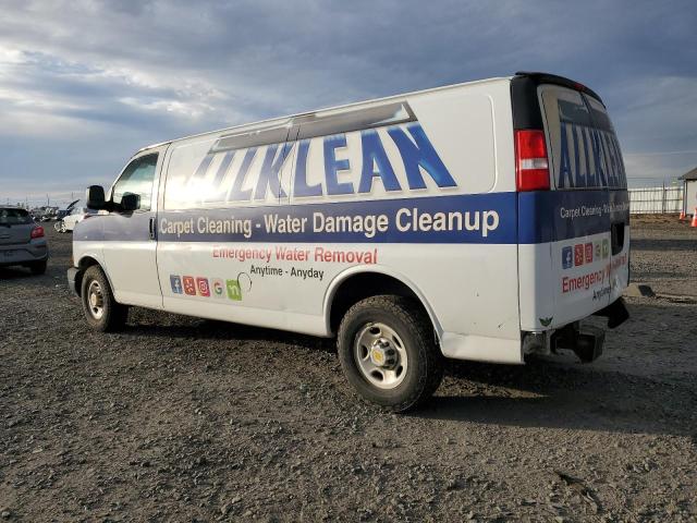 1GCZGUBA5B1162641 - 2011 CHEVROLET EXPRESS WHITE photo 2
