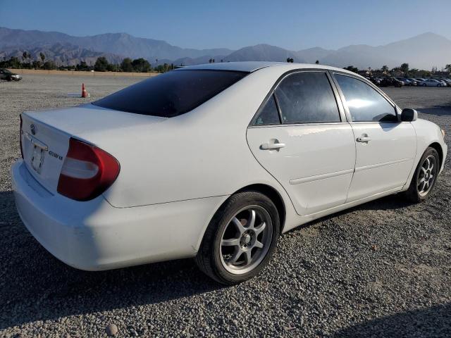 4T1BE32K24U342621 - 2004 TOYOTA CAMRY LE WHITE photo 3