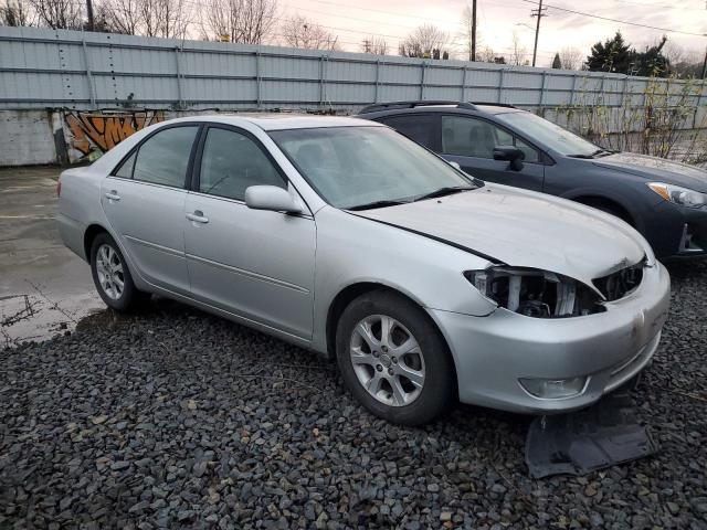 4T1BE32K05U515425 - 2005 TOYOTA CAMRY LE SILVER photo 4